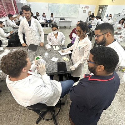 PPGBiotec viabiliza vinda de pesquisador do CNPEM e impulsiona formação em microscopia eletrônica na UFDPar